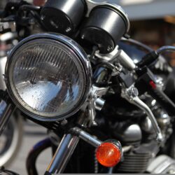 Údržba motorky v sezoně: co zvládnete sami